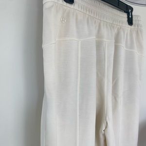 Cream lulu wide leg capris